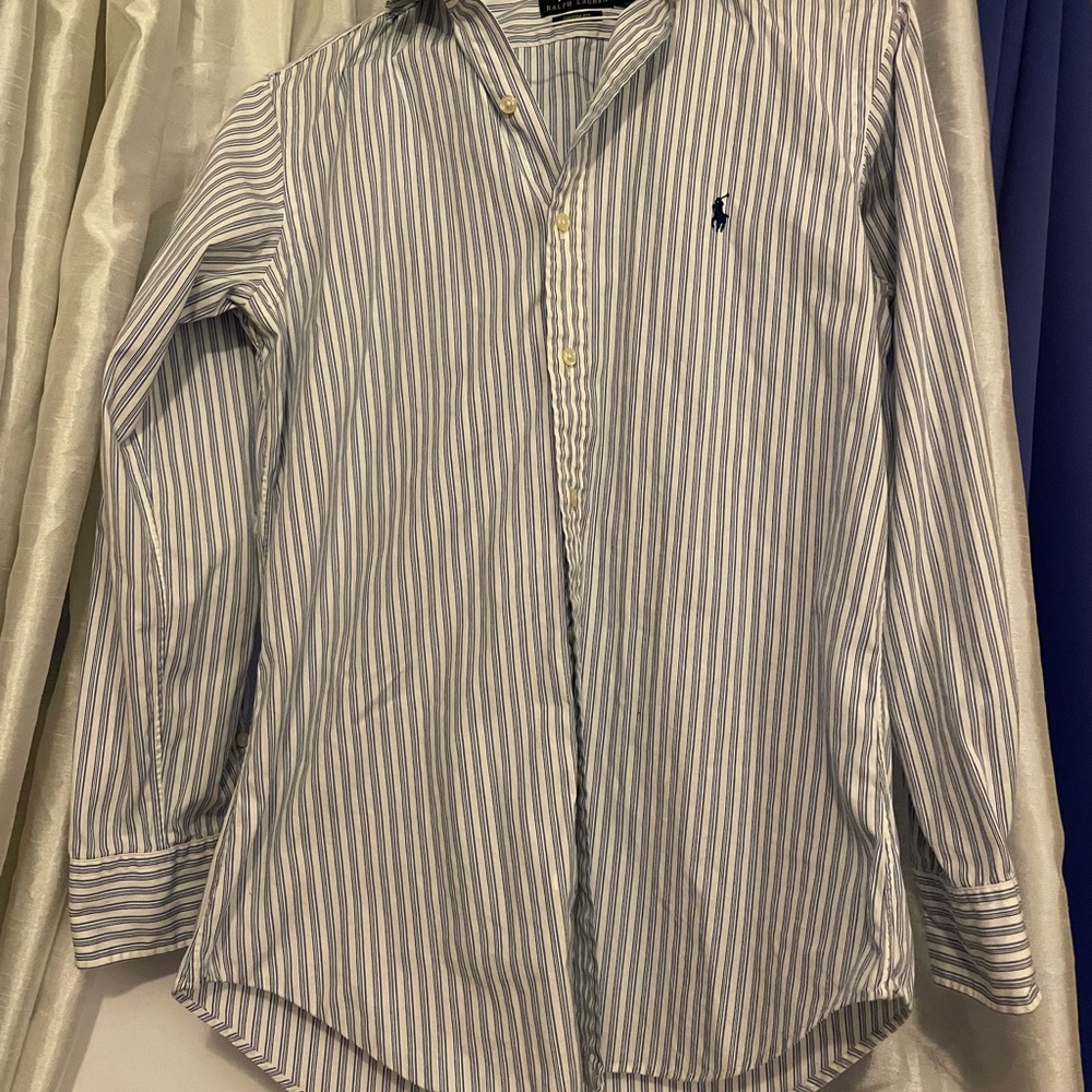 Ralph Lauren Blue and White Striped Shirt
15 32/33